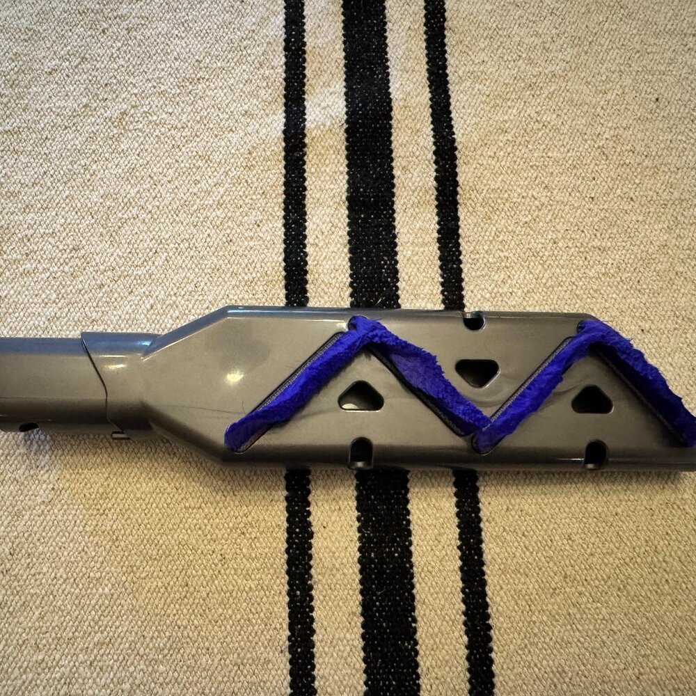 Dyson Reach Under Flex Crevice Attachment